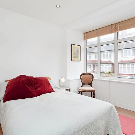 Edencourt Apartment Londra Exterior foto